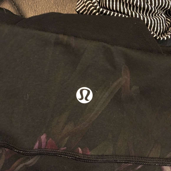 Lululemon Scoop Neck Tank - Picture 7 of 7